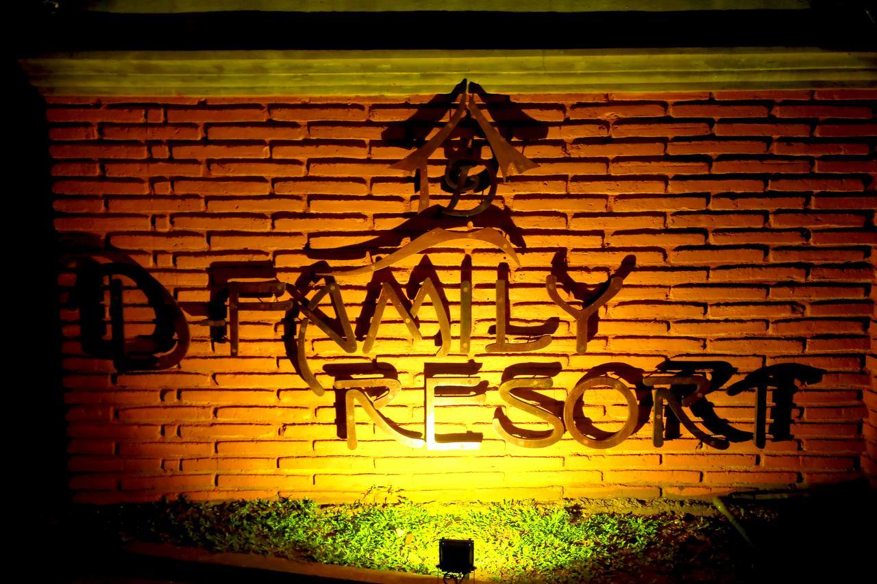 D Family Resort Anuradhapura Esterno foto