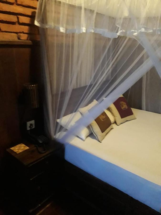D Family Resort Anuradhapura Esterno foto