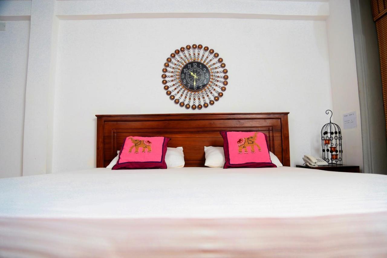 D Family Resort Anuradhapura Esterno foto